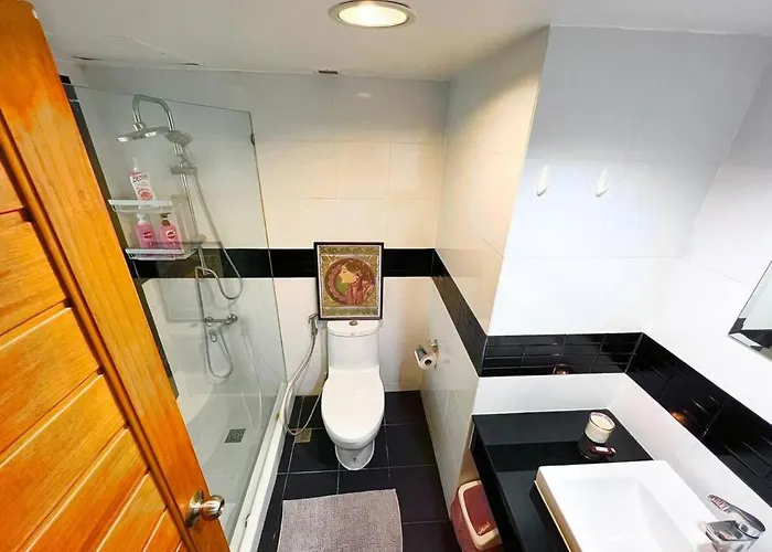 Selfcheckin Omni Tower Sukhumvit4 Nana Asoke Bts Mrt Hispeed Wifi Pool&gym * Bangkok