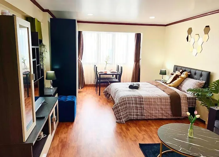 Selfcheckin Omni Tower Sukhumvit4 Nana Asoke Bts Mrt Hispeed Wifi Pool&gym